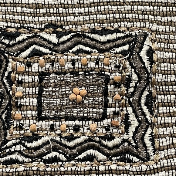 Chico’s Design women’s 85% silk 15% cotton with embroidery graphic design Jacket - Picture 3 of 6